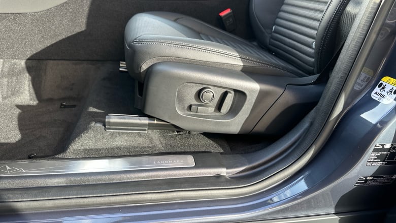 Land Rover Discovery Sport 2.0 D200 Landmark 5dr Auto [5 Seat] Diesel Station Wagon